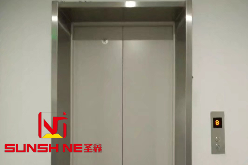 長(zhang)楹觀邸電(dian)梯們(men)套